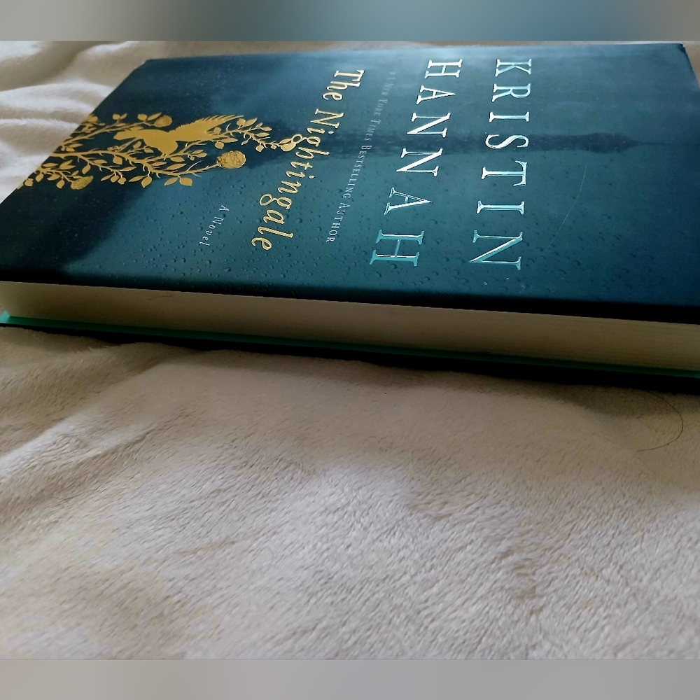 The Nightingale by Kristin Hannah Book - Picture 3 of 5